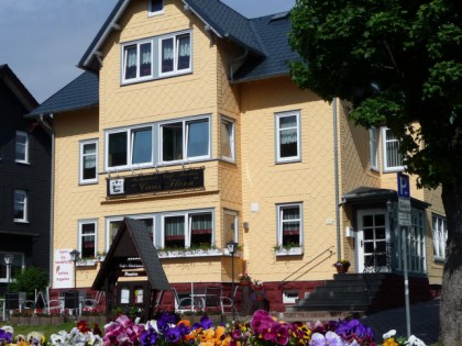 Photo: Cafe-Restaurant Und Pension Haus Flora